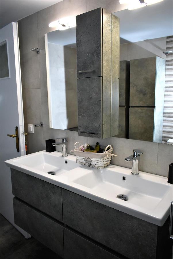 High Quality 110Qm 2Br At Simos-Lux-Apartment Атина Екстериор снимка